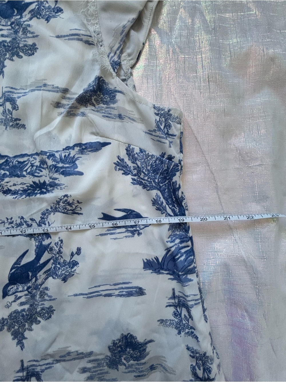 Dorothy Perkins White Top with Blue Toile Print - Picture 9 of 12